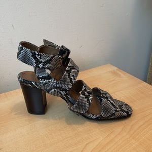 Vionic Blaire Snake Ankle Strap Arch Support Sandal - New